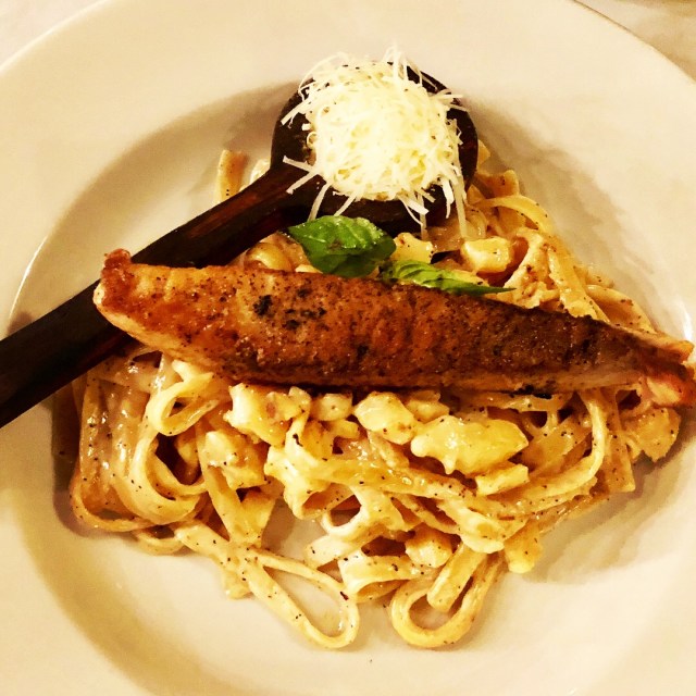 C37F50BD-7C15-4F26-BCA0-168AEDE226A8